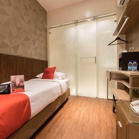 Reddoorz Premium @ South Triangle Quezon City Exterior foto