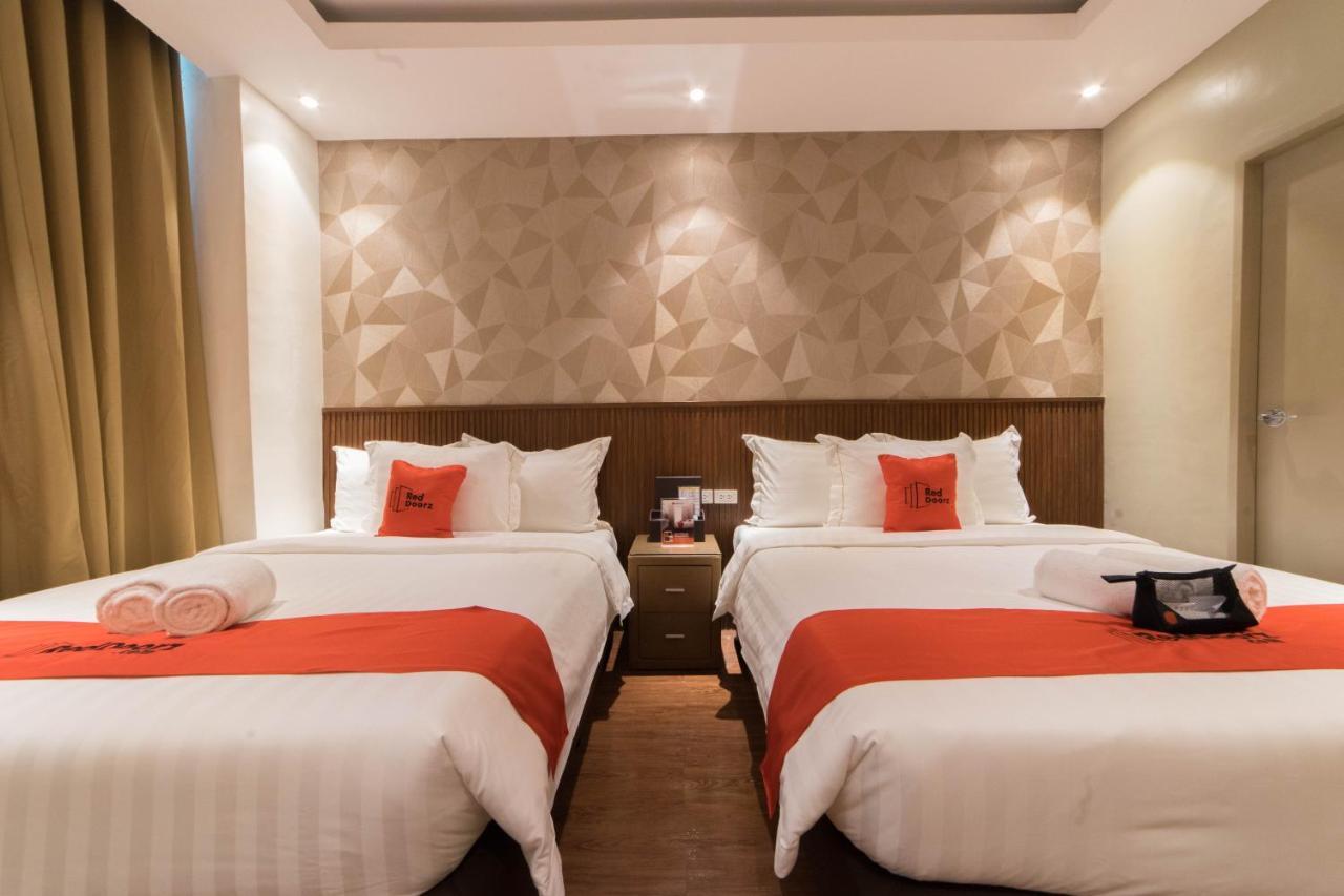 Reddoorz Premium @ South Triangle Quezon City Exterior foto